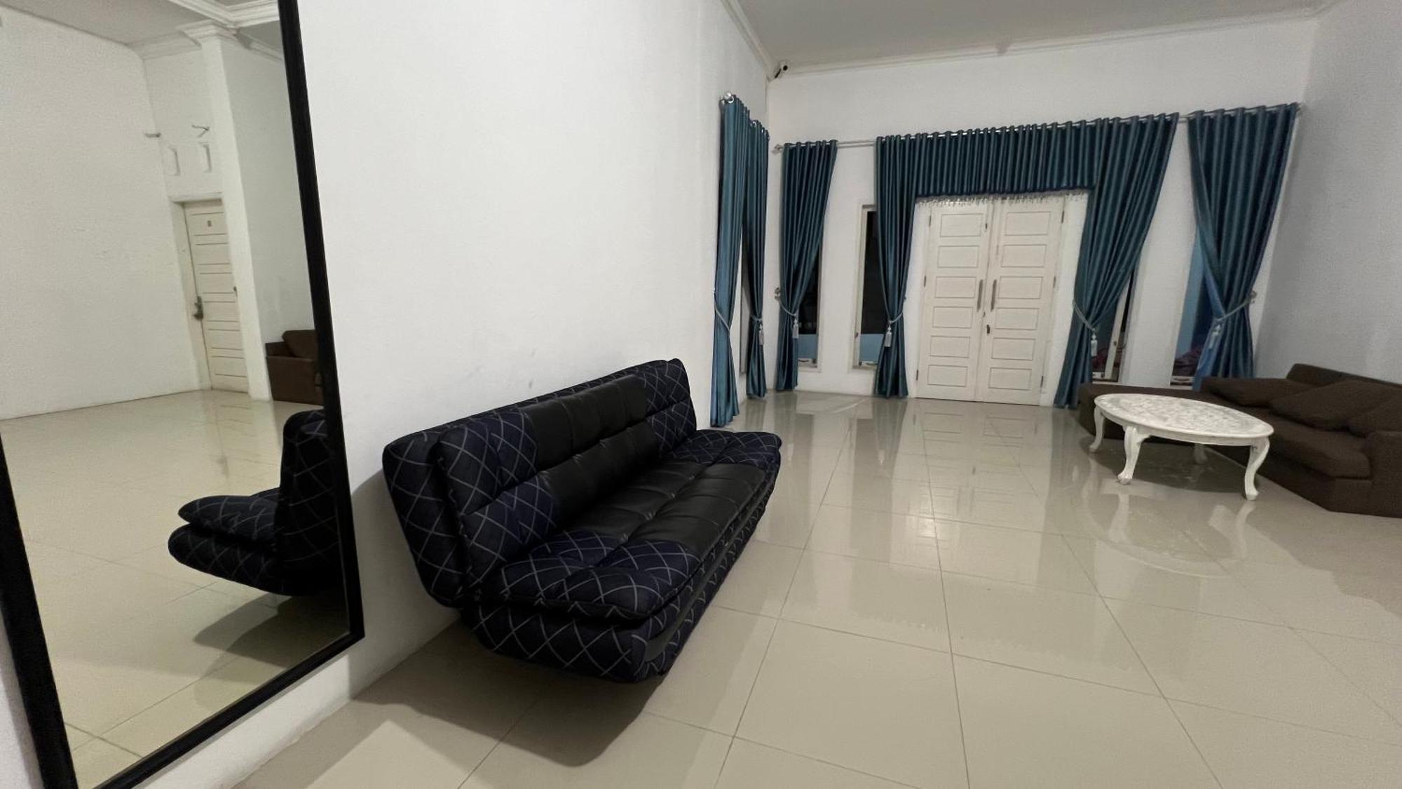 Rumah 25 Syariah Bukittinggi Esterno foto